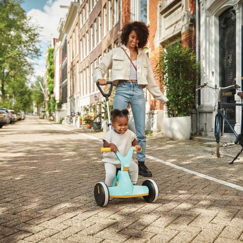 BERG Go Twirl Turquoise Walking Car - Toymaster - Fagan Toys
