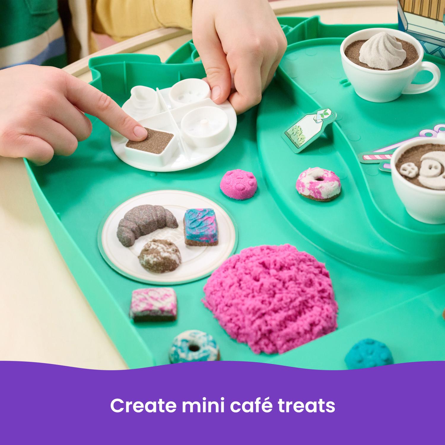 Kinetic Sand Caf\u00e9 Case Portable Bakery Playset