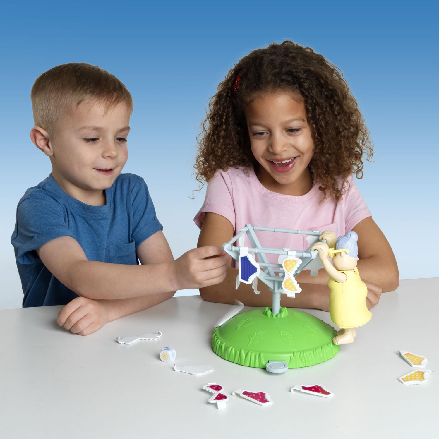 Windy Knickers Family Game - Toymaster - Fagan Toys