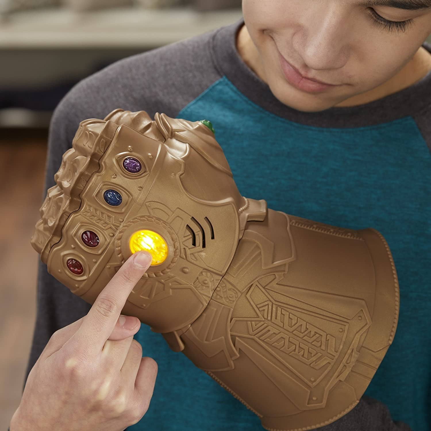 Marvel Avengers: Infinity War Infinity Gauntlet Marvel Avengers: Infinity War Infinity Gauntlet