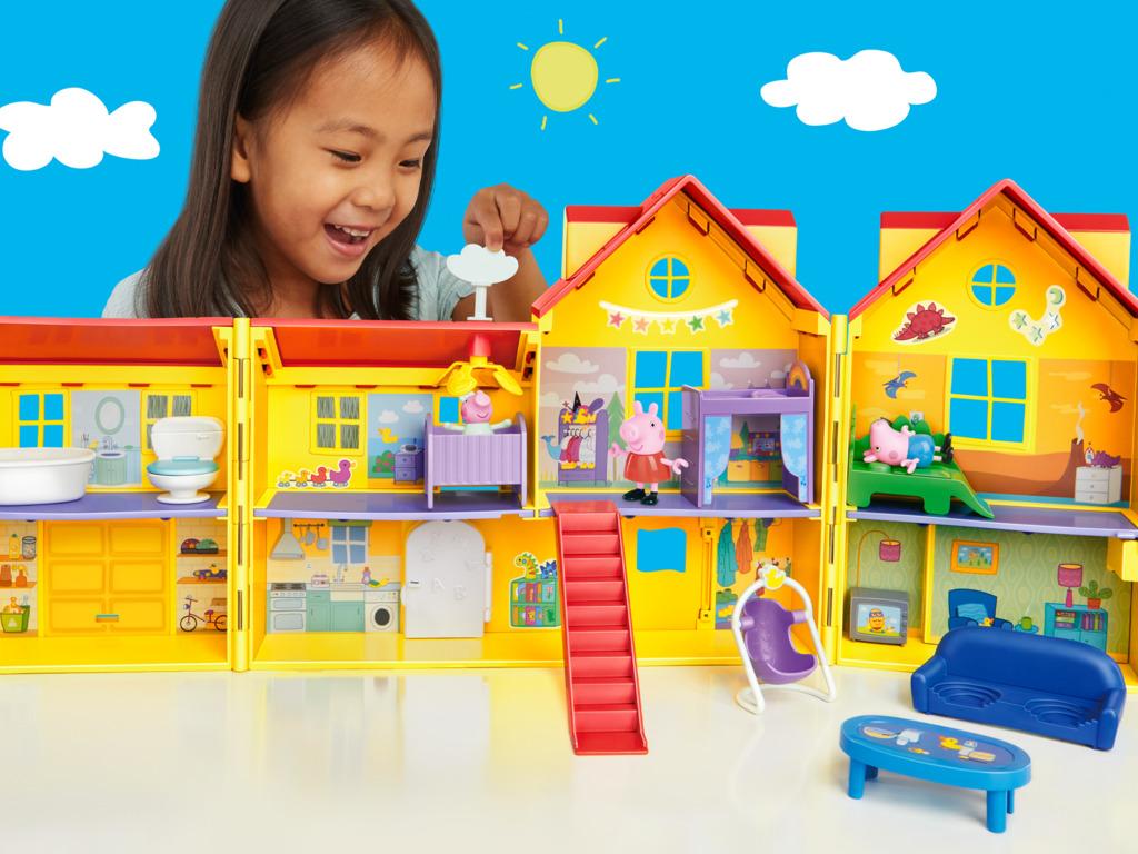 Peppa Pig Peppa's Big Family House - Toymaster - Fagan Toys