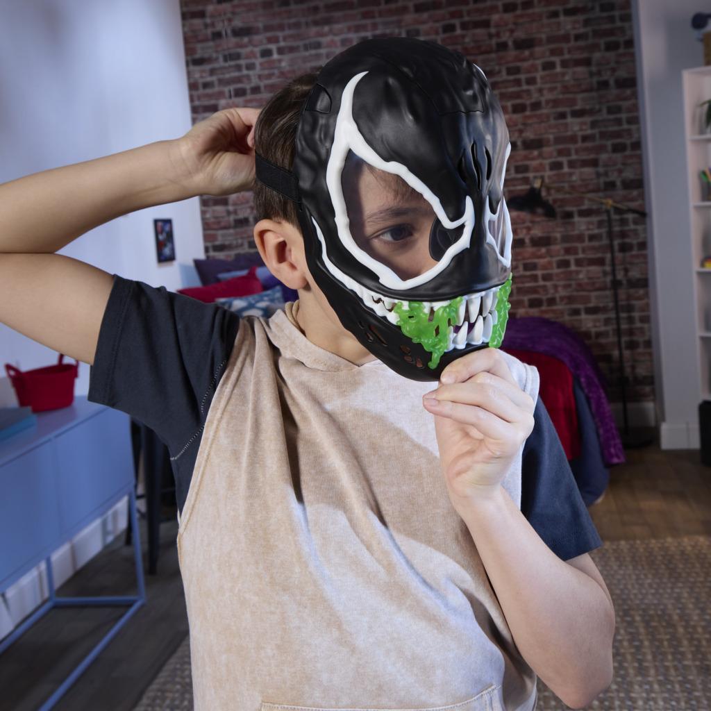 Marvel Spider-Man VenomVersus Venom Glow-In-The-Dark Mask - Toymaster - Fagan Toys