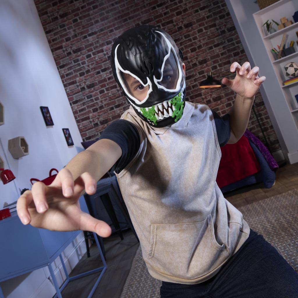 Marvel Spider-Man VenomVersus Venom Glow-In-The-Dark Mask - Toymaster - Fagan Toys