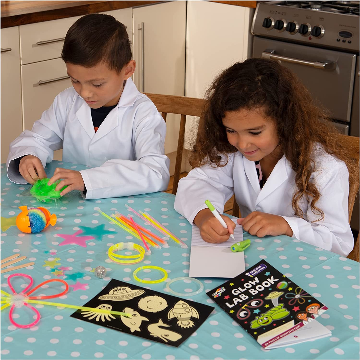 Galt Glow Lab Science Kit Galt Glow Lab Science Kit