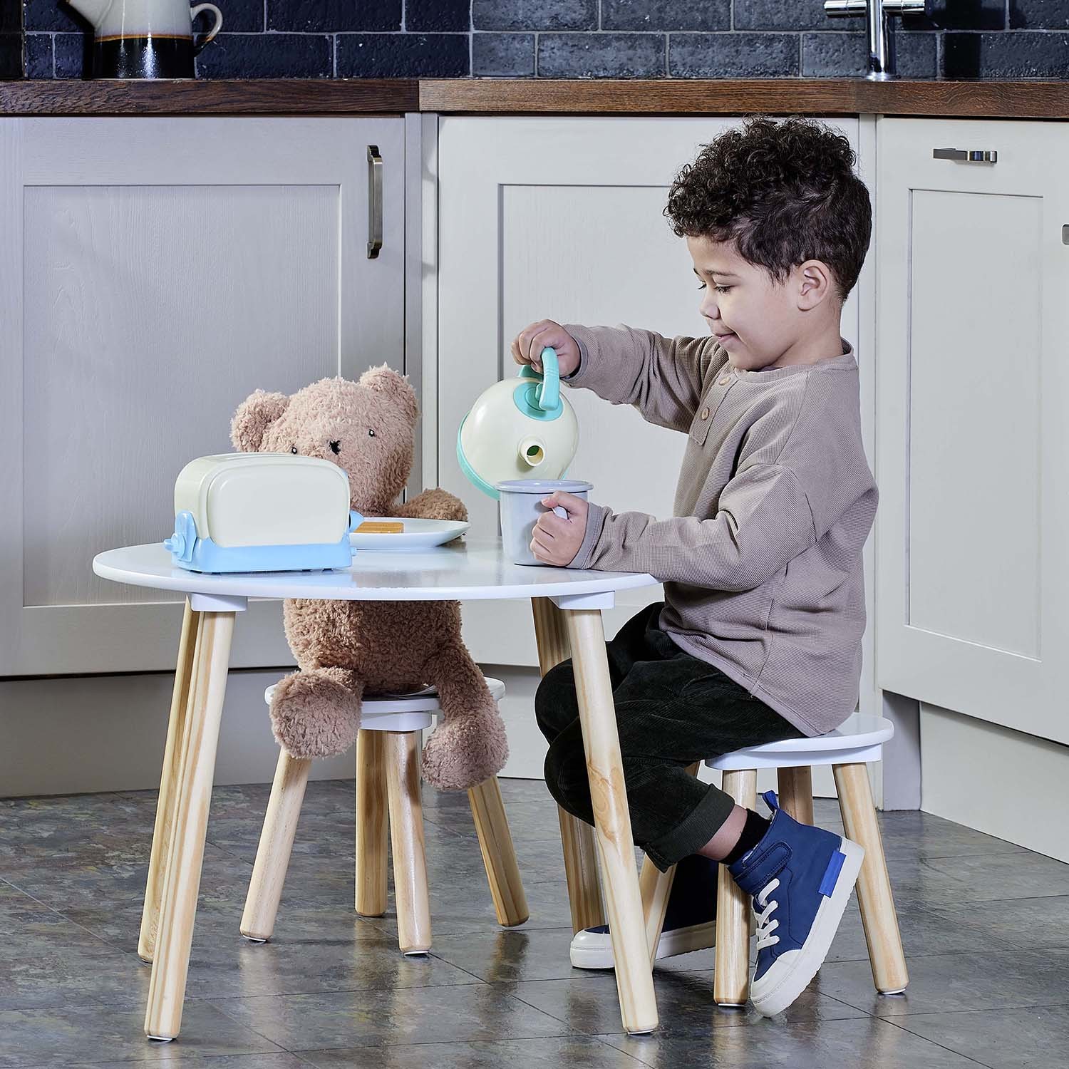 Breakfast Set - Kettle & Toaster