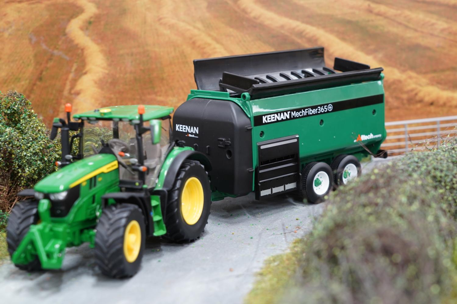 Britains Keenan MechFiber 365 PLUS 1:32 SCALE - Toymaster - Fagan Toys