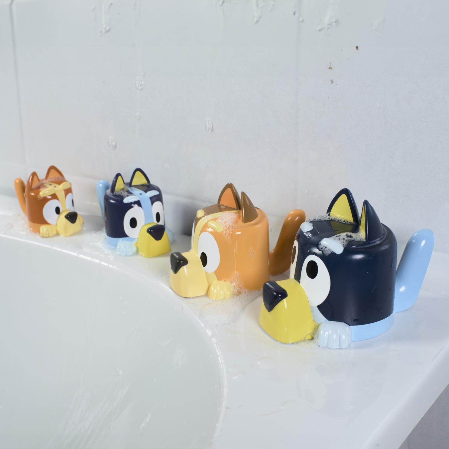 TOMY Toomies Bluey Bath Toys Bluey Family Pourers Set - Toymaster - Fagan Toys