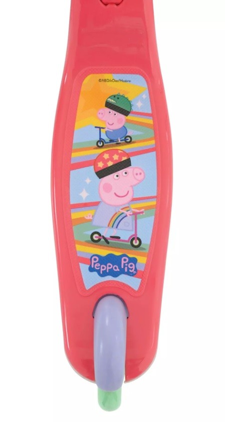 Peppa Pig Tilt n Turn Scooter with Lights Peppa Pig Tilt n Turn Scooter with Lights