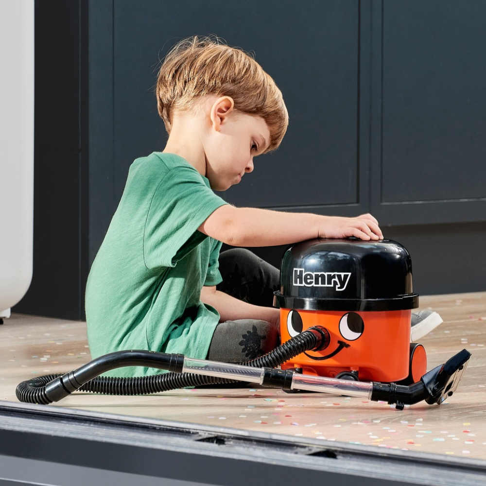 Casdon Henry Vacuum Cleaner with working suction - Toymaster - Fagan Toys