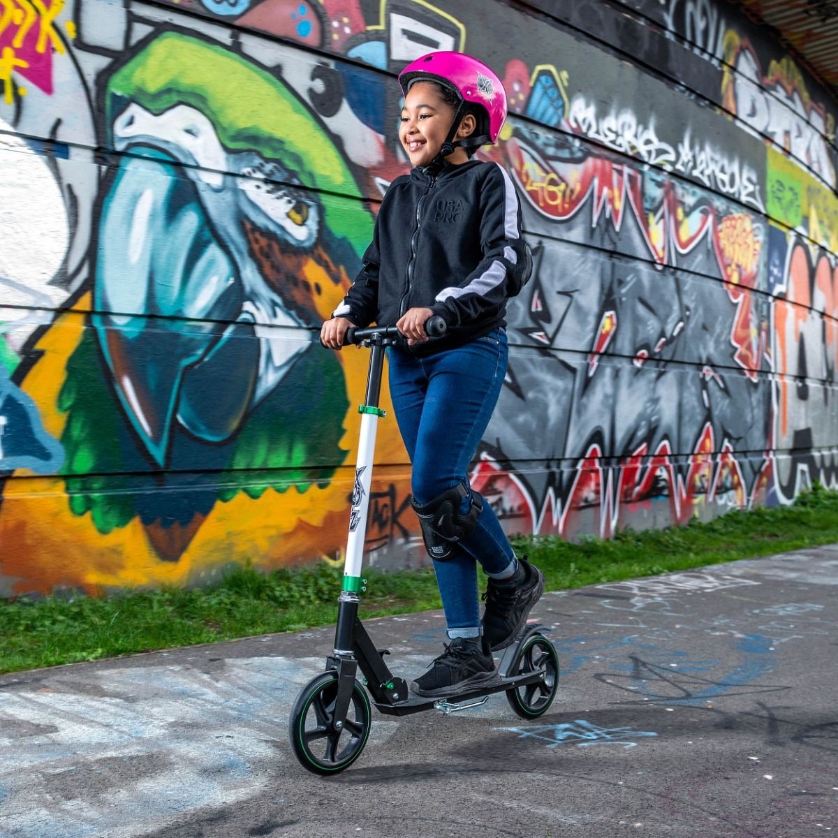 XOOTZ Big Wheel Foldable Scooter Black - Toymaster - Fagan Toys