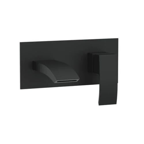 Harper & Brooke Tudor Electroplated Wall Mounted Bath Filler - Black