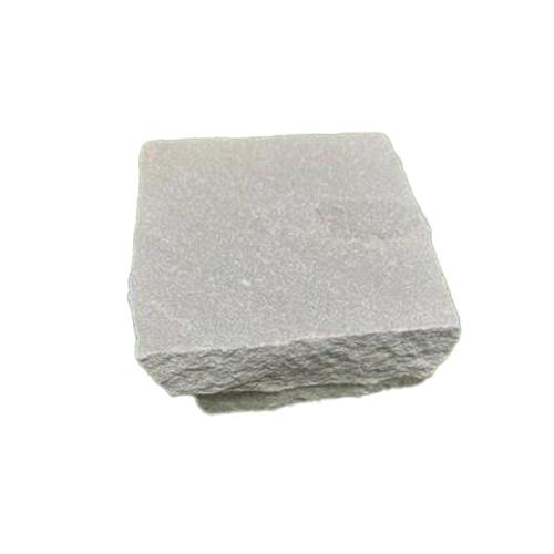 GREY NATURAL SANDSTONE SETTS 100MM X 100MM