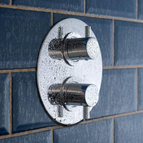 Vado DX Celsius 2 Outlet Thermostatic Shower Set Round Back Plate DX-172251-CELRO-CP