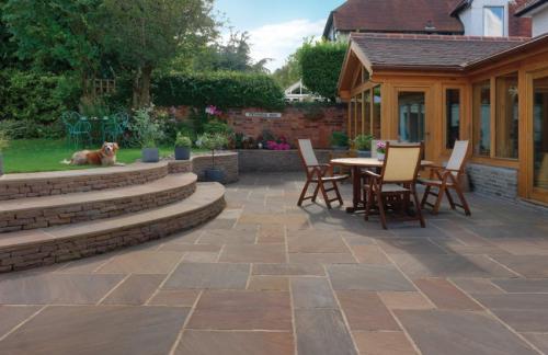 Pavestone Raj Blend Premium Sandstone Paving Slab 900x 600mm (20mm Calibrated)