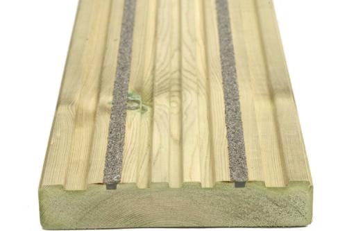 4.8M 32X150 Q-GRIP SLIP RESISANT DECKING - CANTEBURY