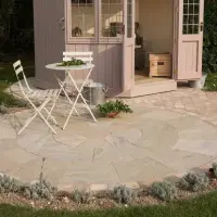 Global Stone Premium Sandstone Circles York Green 2.8m