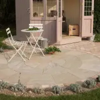 Global Stone Premium Sandstone Circles York Green 1.8m
