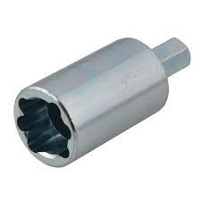 Radiator valve tail socket