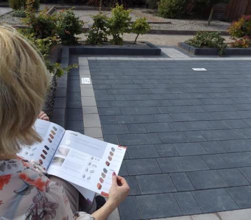 CASTLEPAVE SMOOTH 60MM DAMSON 3 SIZE MIX