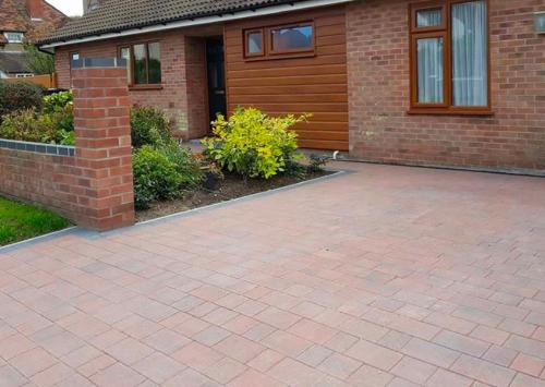 CASTLEPAVE SMOOTH 60MM MULBERRY 3 SIZE MIX
