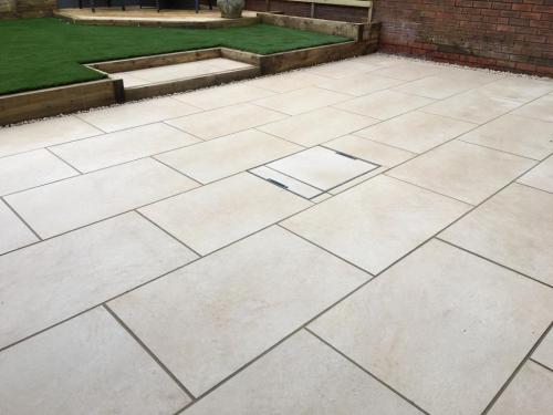 20MM HAMMERSTONE BEIGE PORCELAIN PAVING TILE 900X600