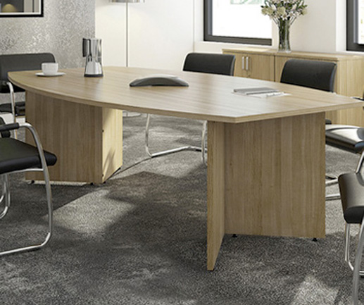 Office tables for meetings, breakout spaces and collaboration
